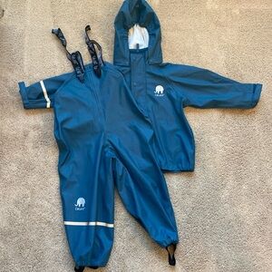 CeLaVi Kids Rain and Snow Suit with Detachable Hood